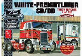 AMT1046 White Freightliner 2 in 1 SD/DD Cabover Tractor(75th anniversary)