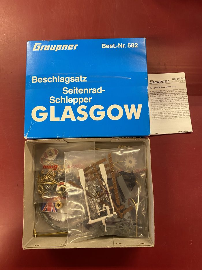 Graupner 2126 WP GLASGOW Met Graupner 581, 582 en Electrische motor