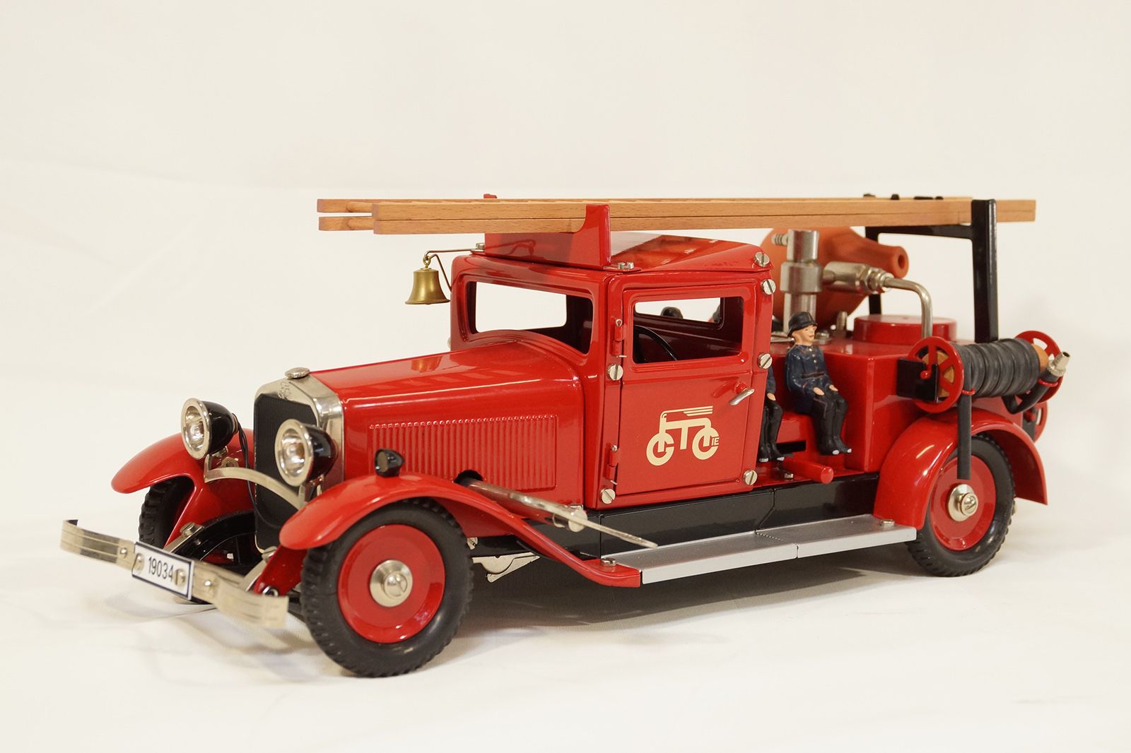 Marklin 19034 Brandweerwagen met houten ladder