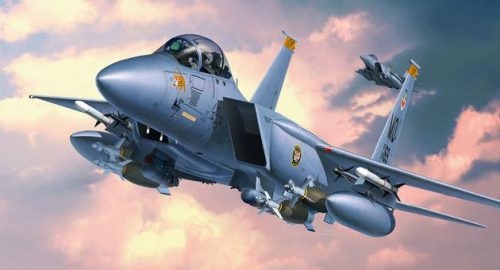 Revell 04891 F-15E strike Eagle & Bomb