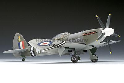 Revell 04704 Supermarine Spitfire Mk.22/24